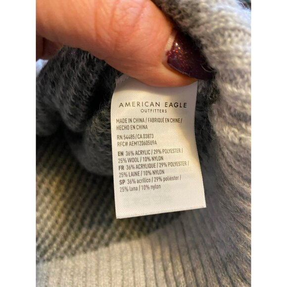 American Eagle Womens Gray Camo Knit Sweater Cropped Fit Size M Acrylic & Wool B - Picture 6 of 6